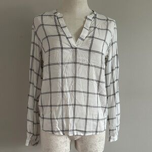 White Plaid V-Neck Long Sleeve Top